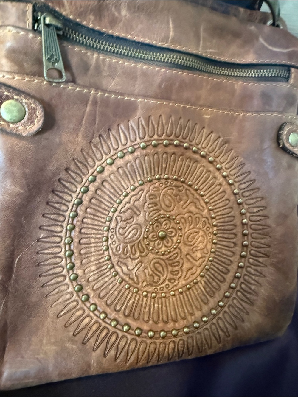 Patricia Nash Francesca Leather Tooled Studded Mandala Crossbody Bag Tan - Picture 2 of 16
